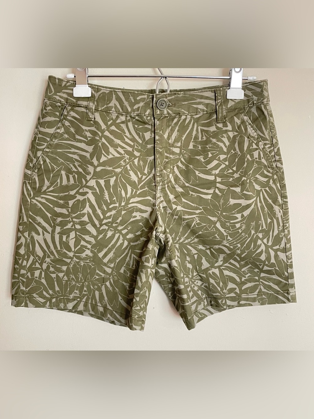 St. John’s Bay Leaf Print Chino Shorts